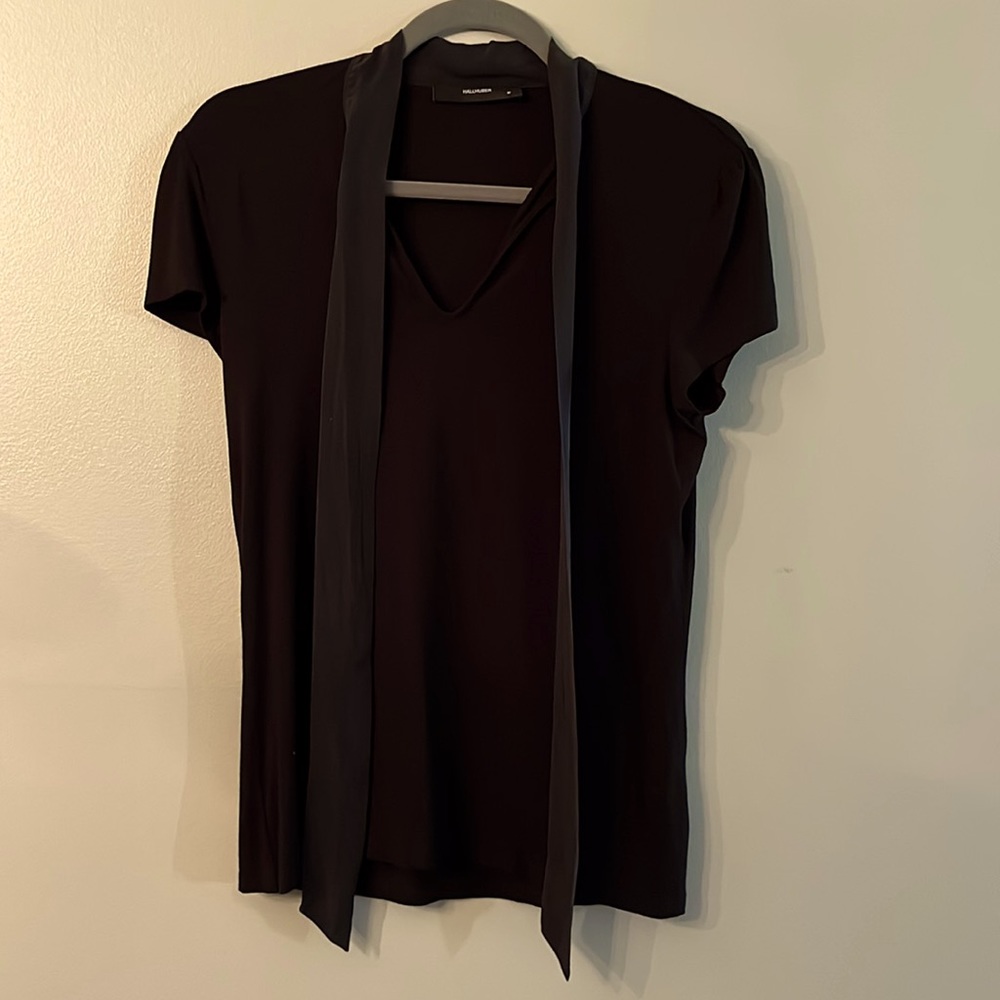 Hallhuber black blouse with tie-able bow (Size M)